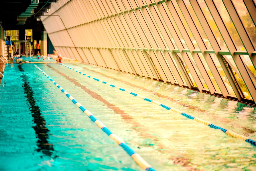 广州成人混凝土钢结构游泳池项目